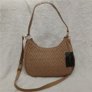 Elegant Tan Shoulder Bag
